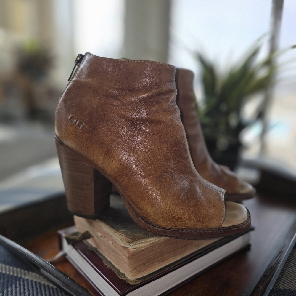 BedStu Peep-Toe Brown Leather Ankle Boots Size 7